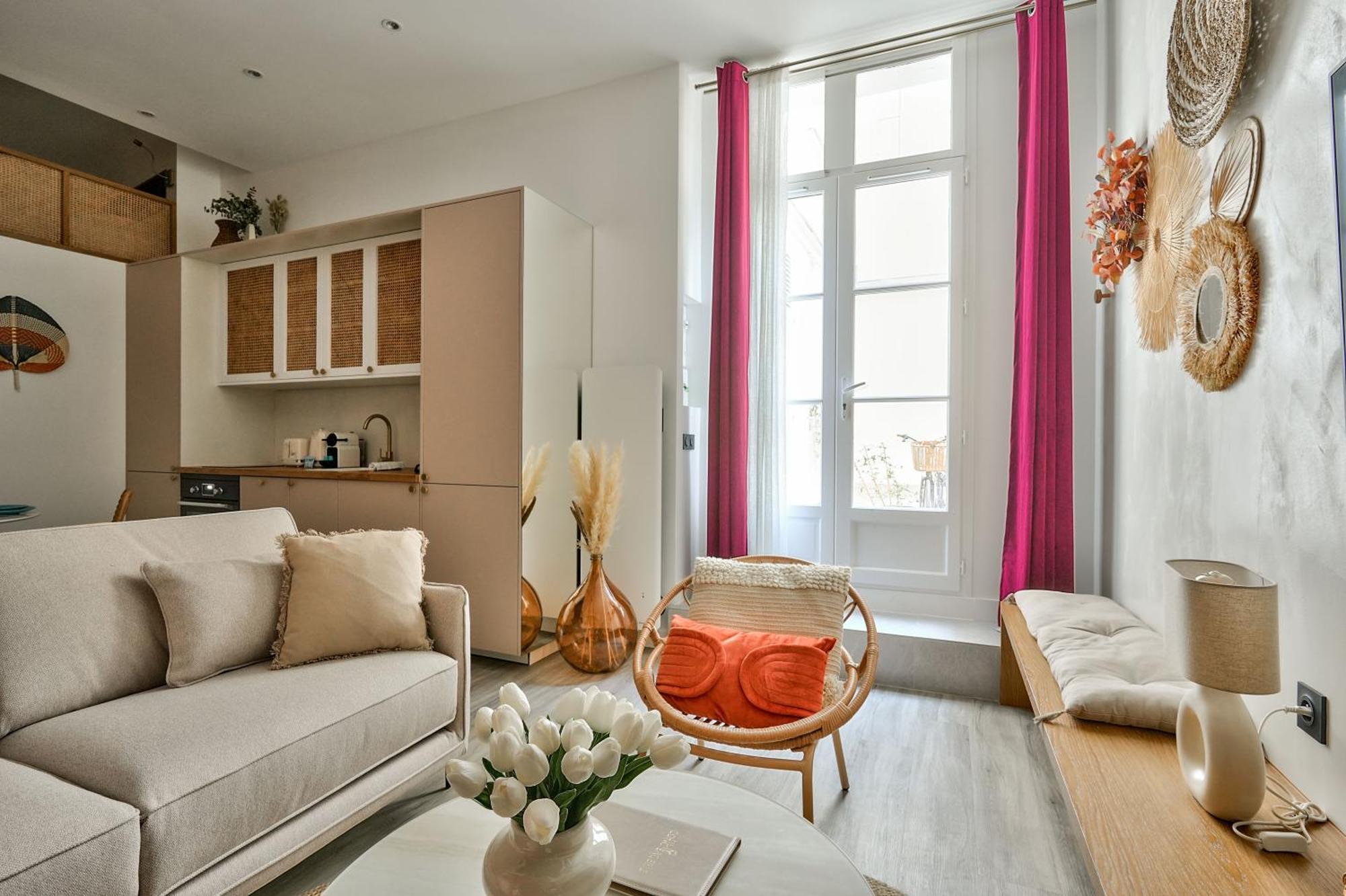 Paradise In The Center Of Paris - Le Marais Екстериор снимка